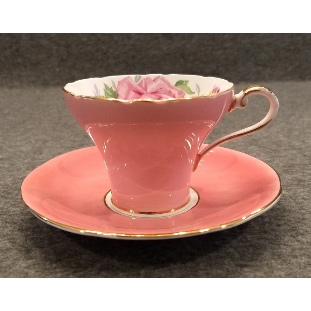 Aynsley Teacup & Saucer Pink Cabbage Rose Corset Bone China Gold Gilt‎ England
